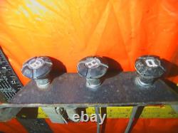 1966 Dodge Sweptline Truck COMMANDES DE TABLEAU DE BORD KNOBS CLUSTER BHD AVEC RESSORTS LONGS