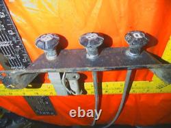 1966 Dodge Sweptline Truck COMMANDES DE TABLEAU DE BORD KNOBS CLUSTER BHD AVEC RESSORTS LONGS