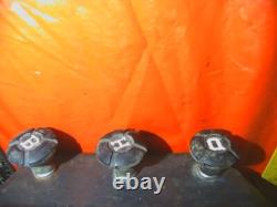 1966 Dodge Sweptline Truck COMMANDES DE TABLEAU DE BORD KNOBS CLUSTER BHD AVEC RESSORTS LONGS